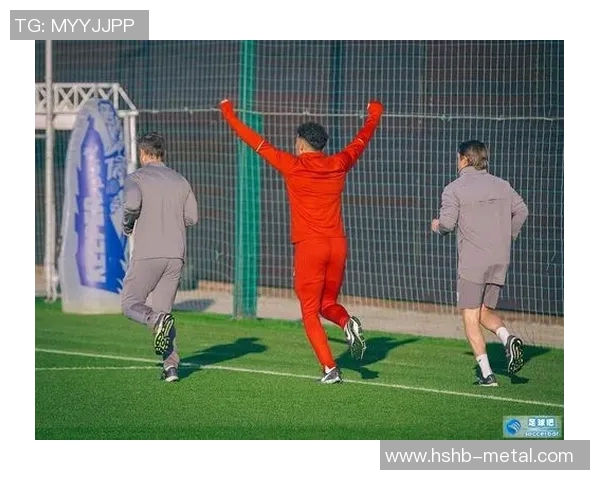 沈阳足球俱乐部球星闪耀绿茵场展现拼搏精神引领球队奋勇前行 沈阳足球俱乐部球星闪耀绿茵场展现拼搏精神引领球队奋勇前行